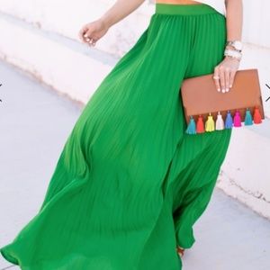 New High Waisted Green Long Pleated Skirt  S